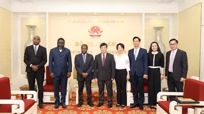 Ministry of Public Security sends medical supplies to the Ministry of Interior of Angola