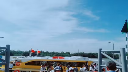 First river bus route launched in Ho Chi Minh city