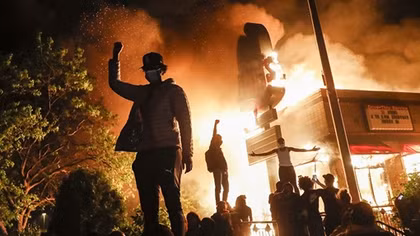 Unrest flares in U.S. cities despite arrest of Minneapolis policeman