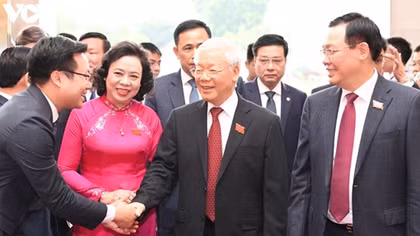 Party General Secretary attends Hanoi Party Congress