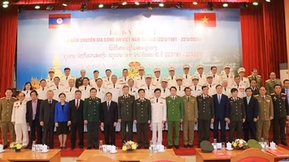 Ceremony marks 60 years of Vietnam’s sending public security experts to Laos
