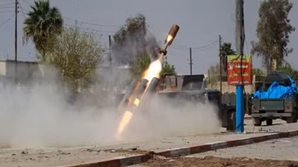 Iraqi forces battle to Mosul mosque, 17 killed in Baghdad 