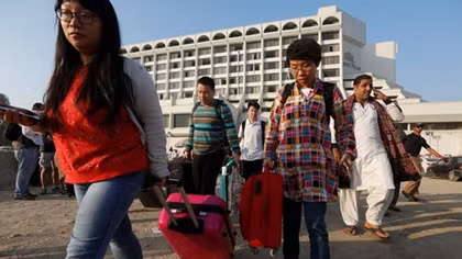 At least 11 killed in hotel blaze in Pakistan