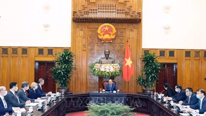 PM seeks additional US investment in Vietnam