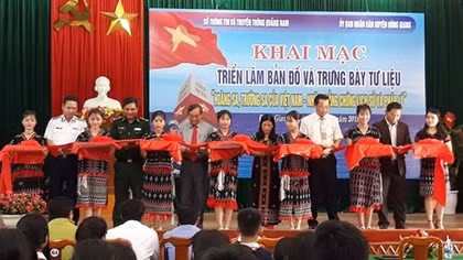 Exhibition on Vietnam's Hoang Sa, Truong Sa opens in Quang Nam