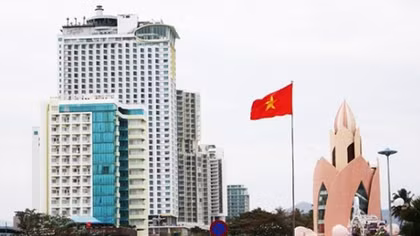 APEC group applaudsAPEC, priorities