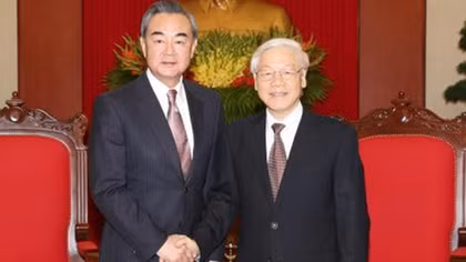 Party General Secretary hosts Chinese State Councillor