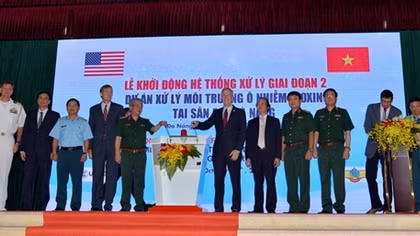 Vietnam and US start second phase of dioxin contamination treatment at Danang airport