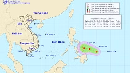 Tropical low pressure likely to strengthen into storm near East Sea