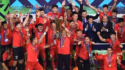 Vietnam win AFF Suzuki Cup trophy