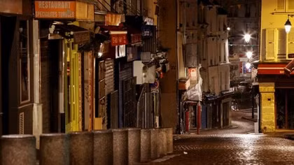 More Paris shops to close at night to tackle worsening COVID-19 crisis