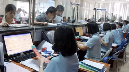 Vietnam aims to reduce at least 10 percent of staff by 2021