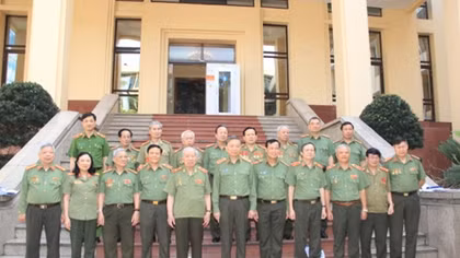 Minister To Lam meets with former public security officers fighting on Southern battlefield
