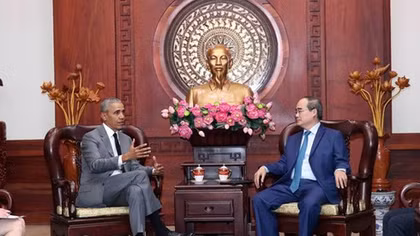 HCM City's Party leader receives former US President