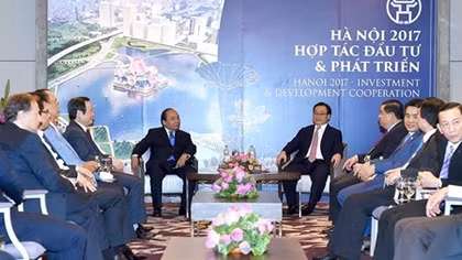 Hanoi investment conference brings in trillions of VND