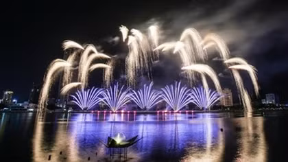 Da Nang int’l firework festival closes in flying colours