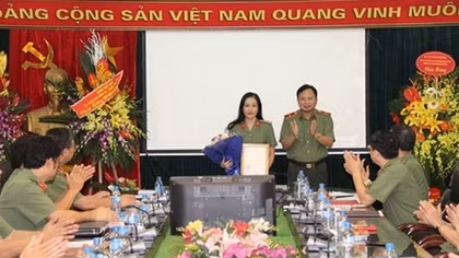 Colonel Nguyen Thuy Quynh appointed as Public Security Newspaper’s Deputy Editor in Chief