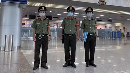 Security tightened at Tan Son Nhat Airport ahead lunar New Year travel season
