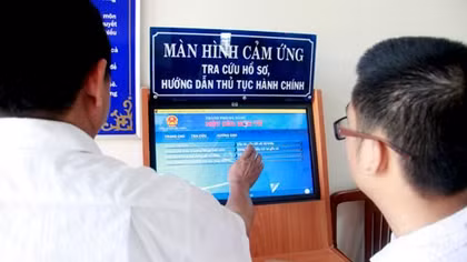 Hanoi puts into operation 53 online public health services