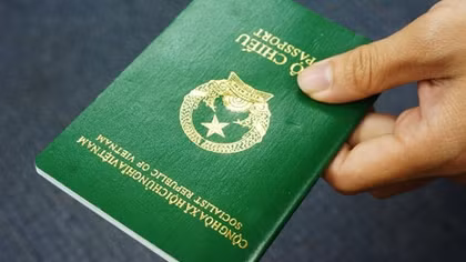 Vietnam starts running e-application for ordinary passports