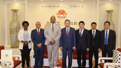 Vietnamese MPS treasures cooperation with Angolan Ministry of Home Affairs
