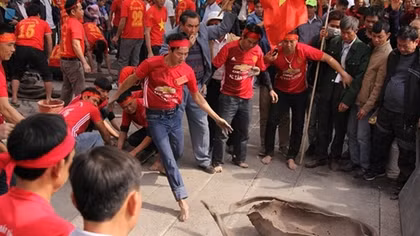 Con Son-KiepBac festival features traditional folk games