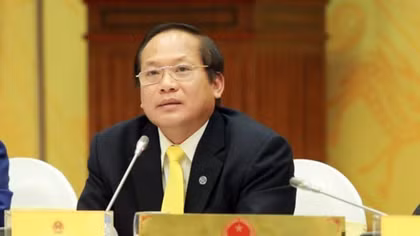 Politburo issues disciplinary warnings for MIC leaders