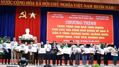500 poor families financially helped to build new houses