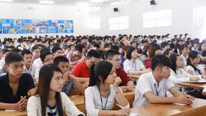 Ho Chi Minh City weighs easing state employment rules to draw talents