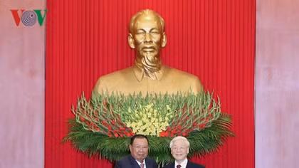 Vietnam, Laos affirm strategic importance of all-around cooperation