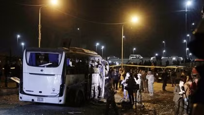Egyptian PM visits injured Vietnamese tourists in roadside bomb