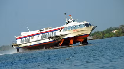Speedboats to connect Con Dao with Soc Trang 