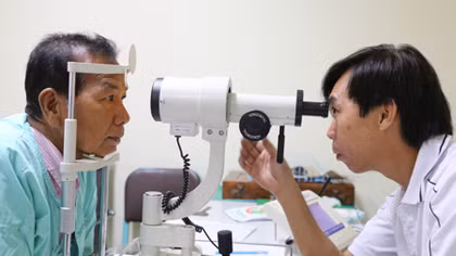Vietnamese physicians bring light to over 200 Lao eye patients