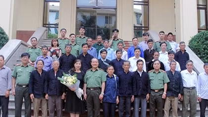 Ministry of Public Security meets with reputable persons of Lai Chau province