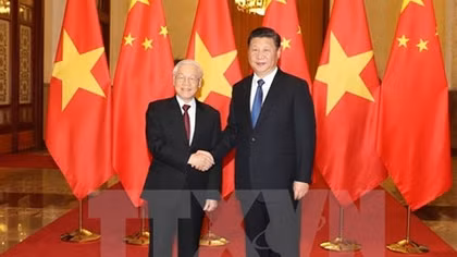 Vietnam, China ink 15 cooperation agreements on diverse areas