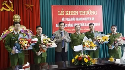 Ha Tinh Police successfully cracks down on large gambling ring