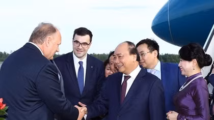 Prime Minister arrives in Russia, beginning official visit