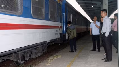 Derailment in Dong Nai causes severe delays to north-south railway
