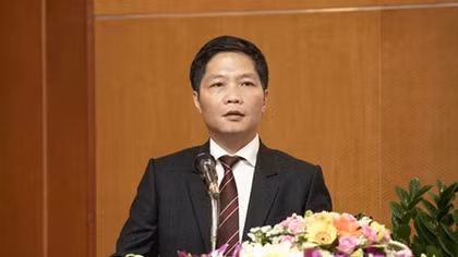 Minister of Industry and Trade first to be questioned by NA