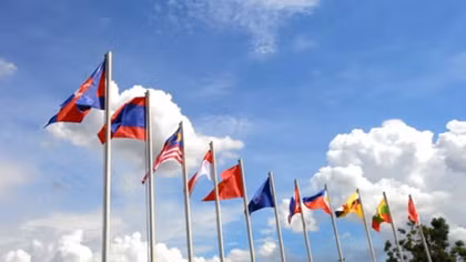 Vietnam contributes to success of ASEAN summit
