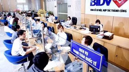 Bank restructuring on the right path heading into the New Year