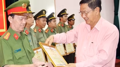 Reputable persons of ethnic minorities play significant role in Can Tho City