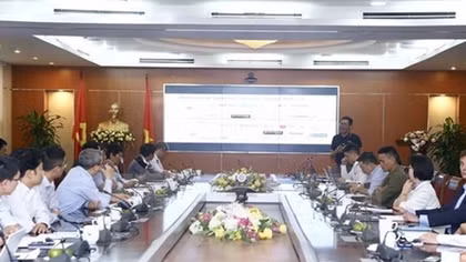 Seminar discusses development of 5G chipsets, network devices