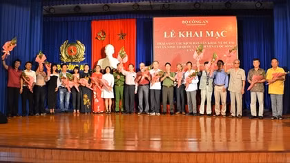 Writing camp on national security kicks off in Da Lat