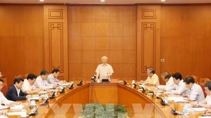 Party chief urges greater anti-corruption efforts