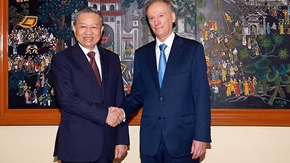 Vietnam, Russia boost security cooperation amid COVID-19