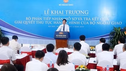 Foreign ministry officially launches one-stop shop services
