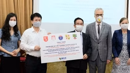 Health ministry receives 190,000 COVID-19 test kits from German states