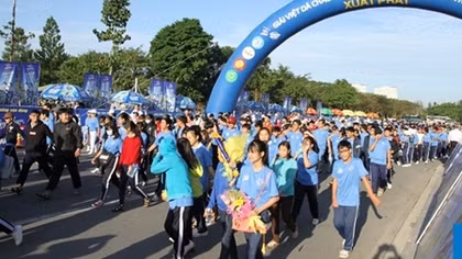 Thousands people join New Year Marathon in Binh Duong