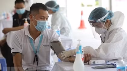 Vietnam racing against time to protect industrial parks from COVID-19
